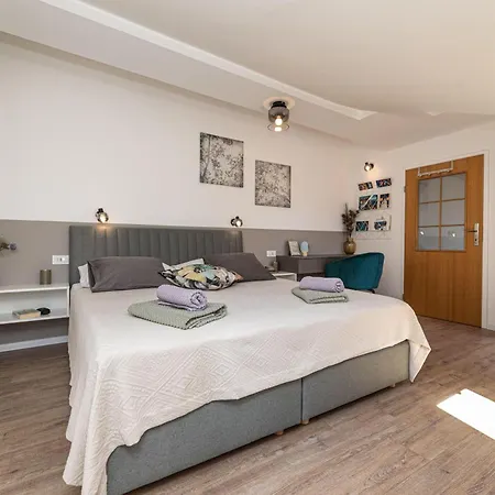 Appartamento Pansion-tina-apartman-1